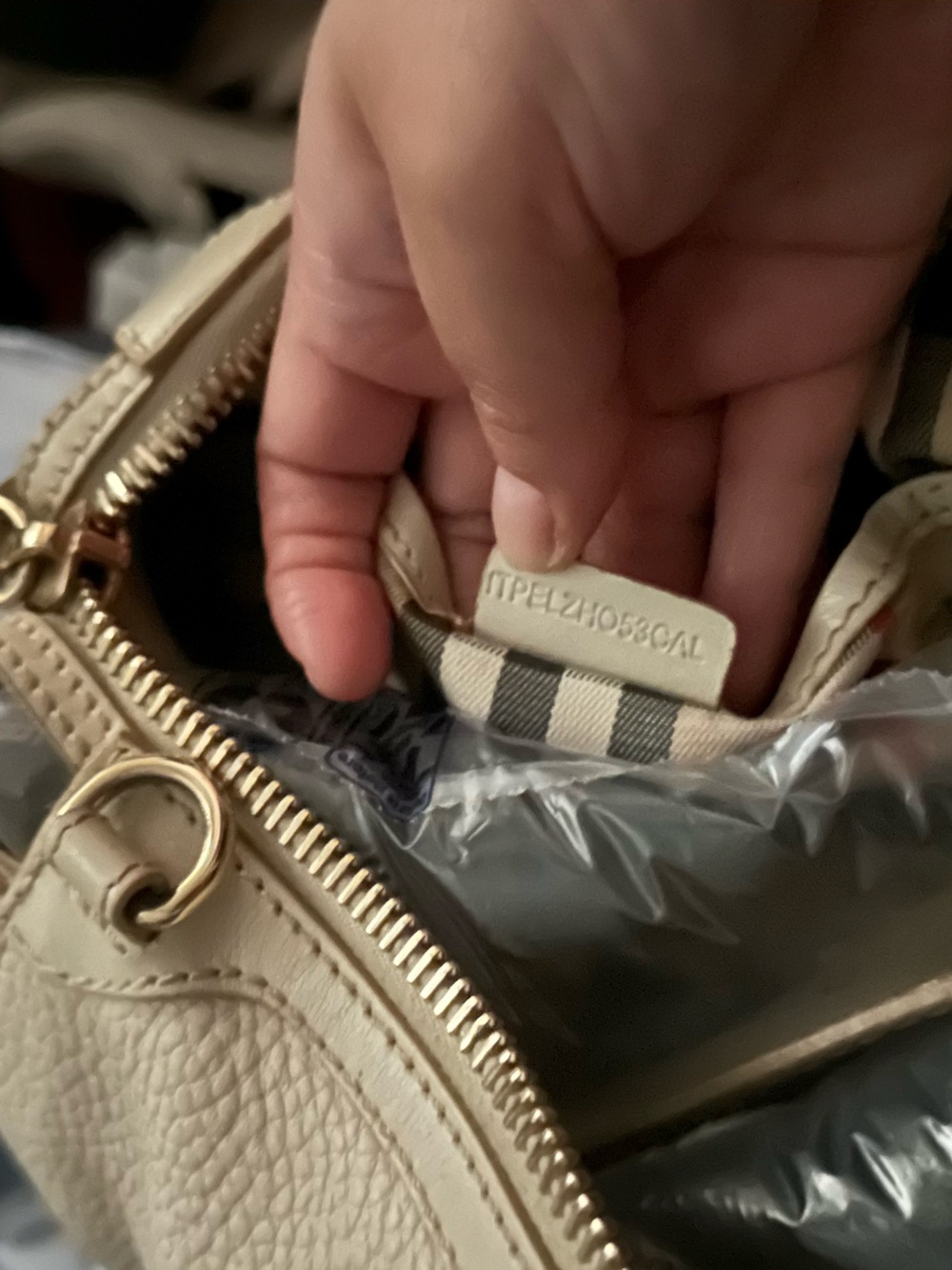 Burberry Pebbled Leather Satchel in Off-White - Picture 10 of 17